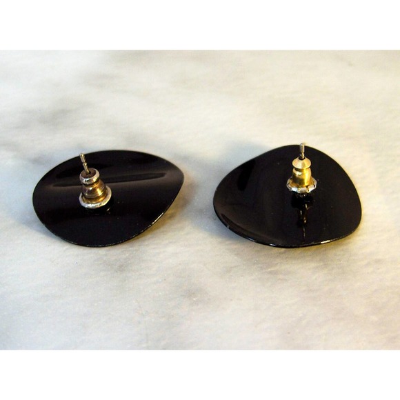 Black Enamel Concave Post earrings - Picture 4 of 5